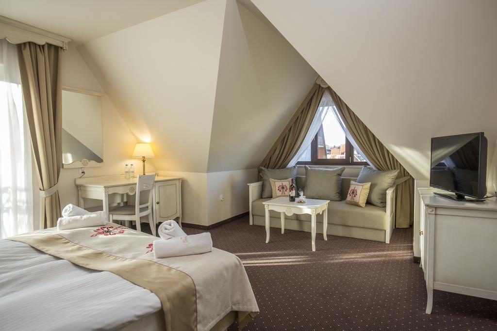 Carlina Hotel & Spa Bialka Tatrzanska Rum bild
