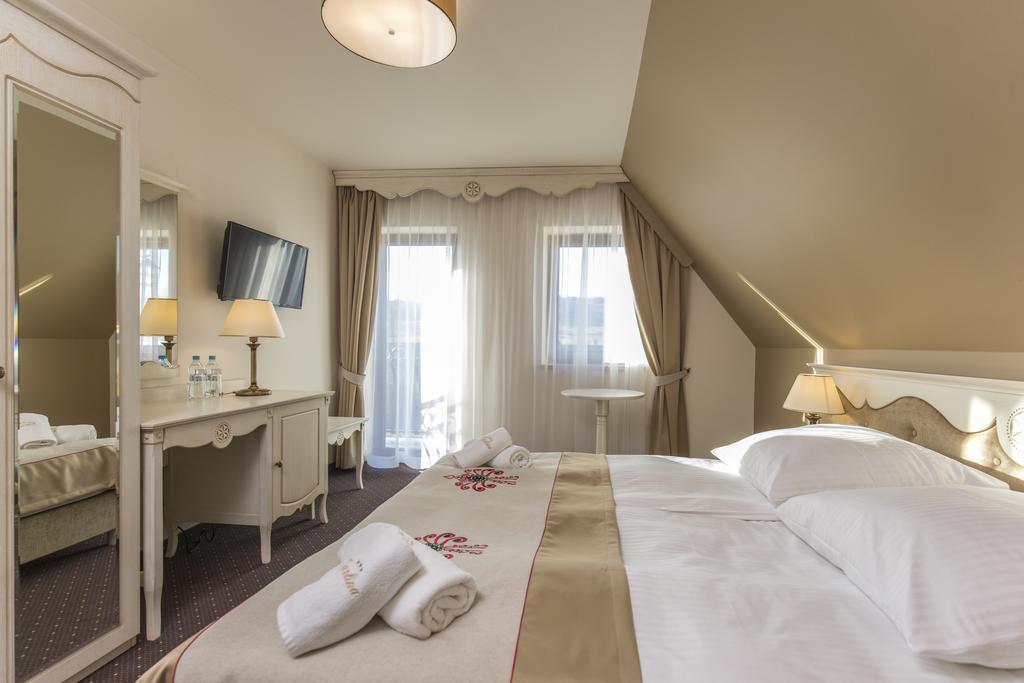 Carlina Hotel & Spa Bialka Tatrzanska Rum bild